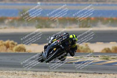 media/Apr-10-2022-SoCal Trackdays (Sun) [[f104b12566]]/Turn 14 (10am)/